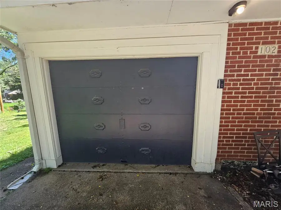 102 Florwood Court, Saint Louis, MO 63135 - #2