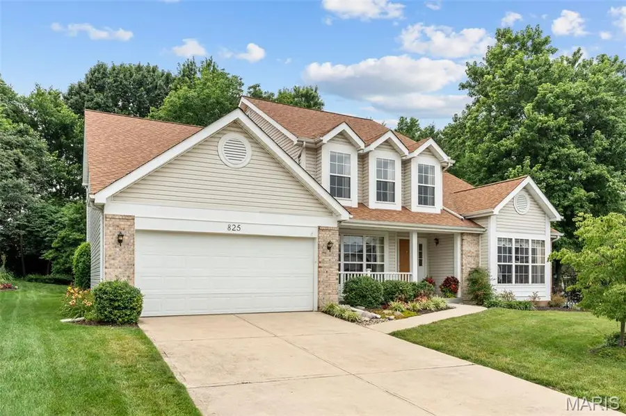 825 Crosswood Court, Saint Louis, MO 63129 - #2