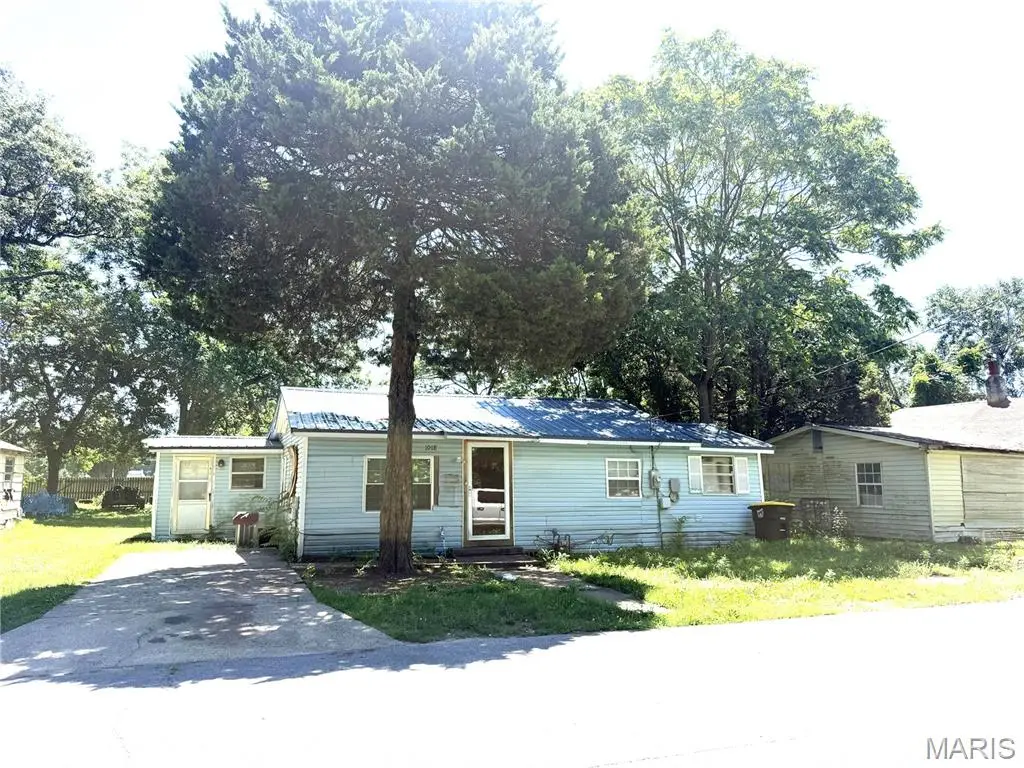 1018 N Baldwin Street, Kennett, MO 63857 - #1