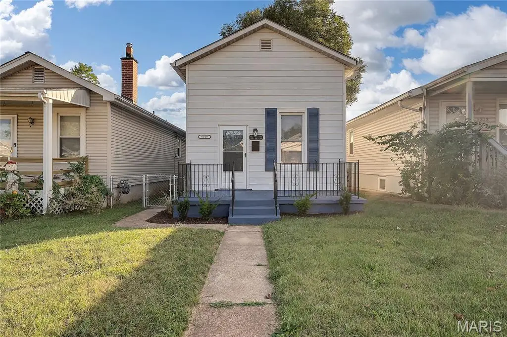 6300 Fyler Avenue, Saint Louis, MO 63139 - #1