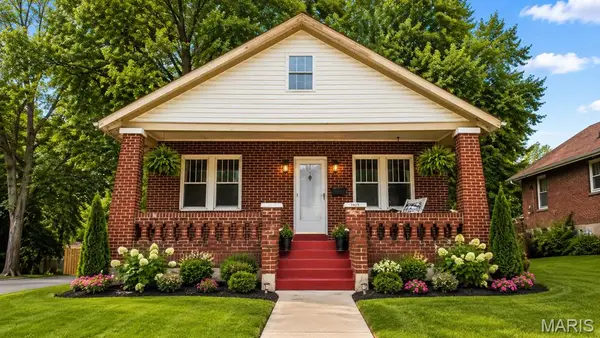 1625 Gallaher Avenue, St Charles, MO 63301