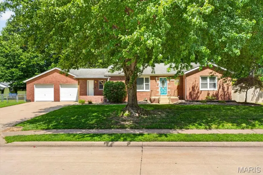 2101 Clark Avenue, Granite City, IL 62040 - #2