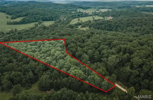 275 Oak Ridge Road, Bourbon, MO 65441