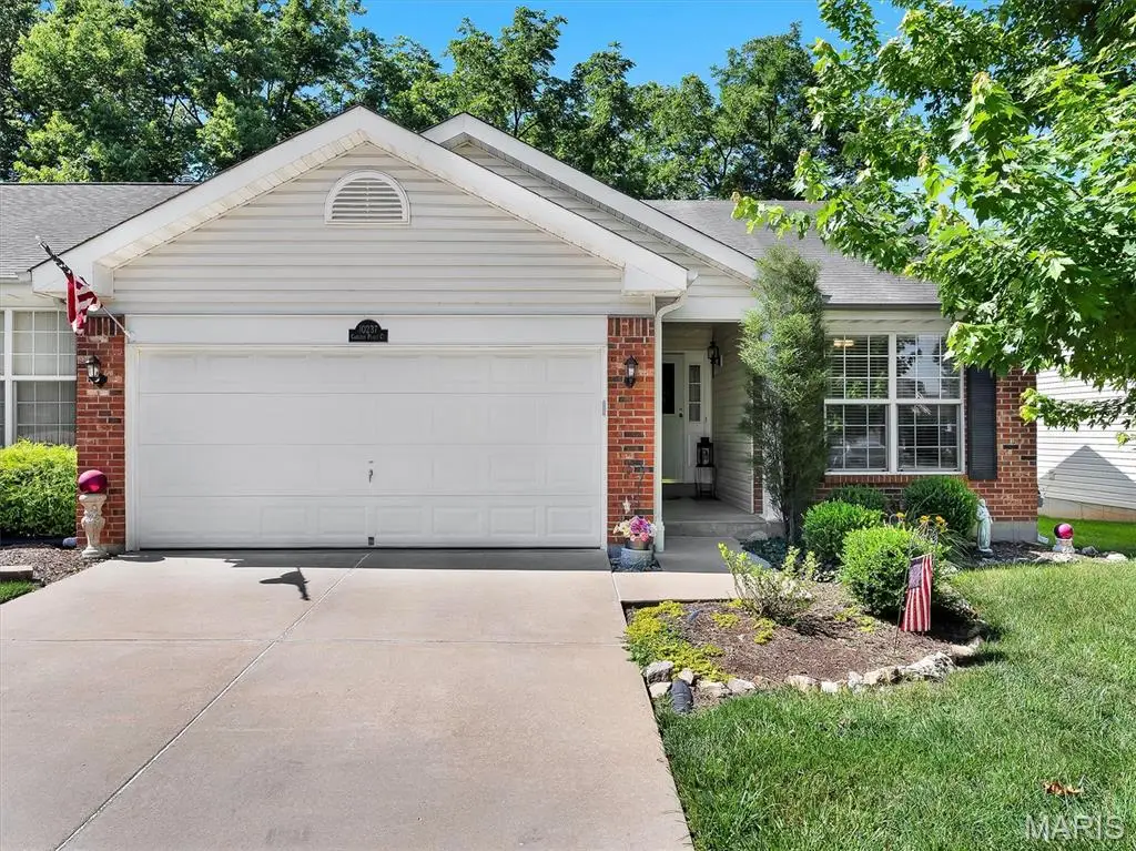 10237 Carlton Place Court, Saint Louis, MO 63123 - #1