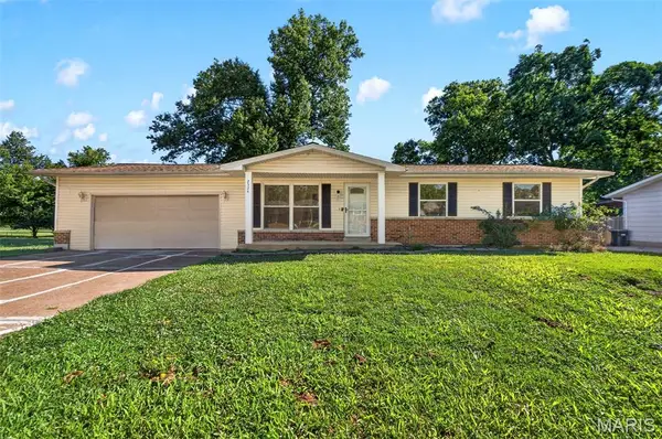 2324 Boeing Drive, Arnold, MO 63010