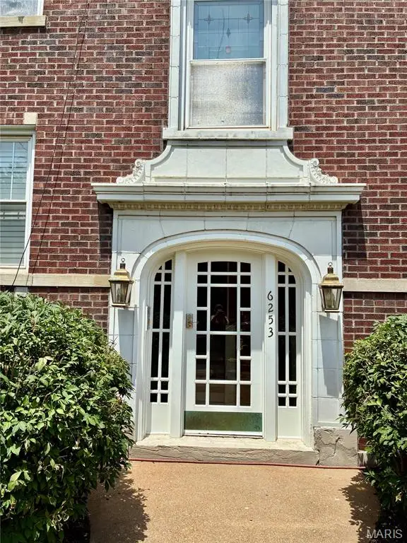 6253 Southwood Avenue #3E, St Louis, MO 63105