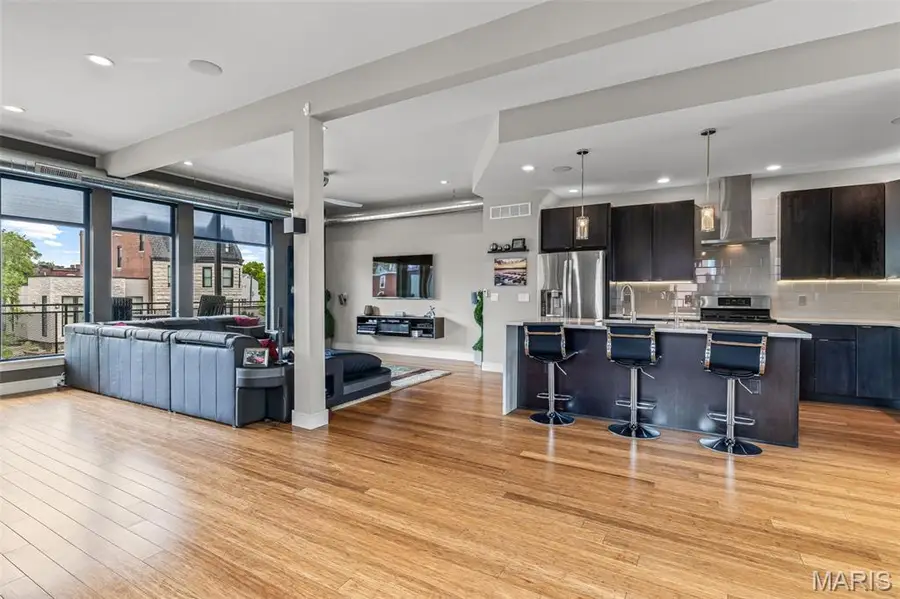 2834 Lafayette Avenue, Saint Louis, MO 63104 - #2