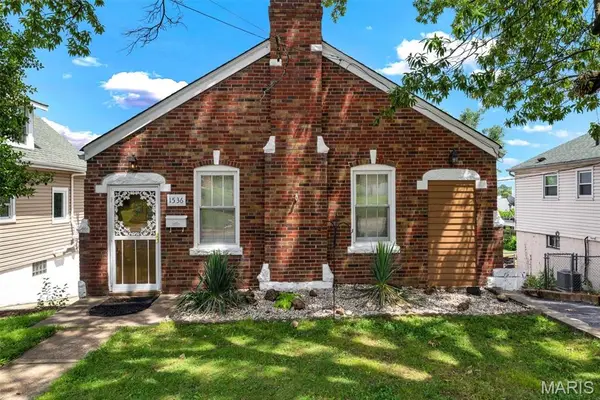 1536 Sanford Avenue, St Louis, MO 63139