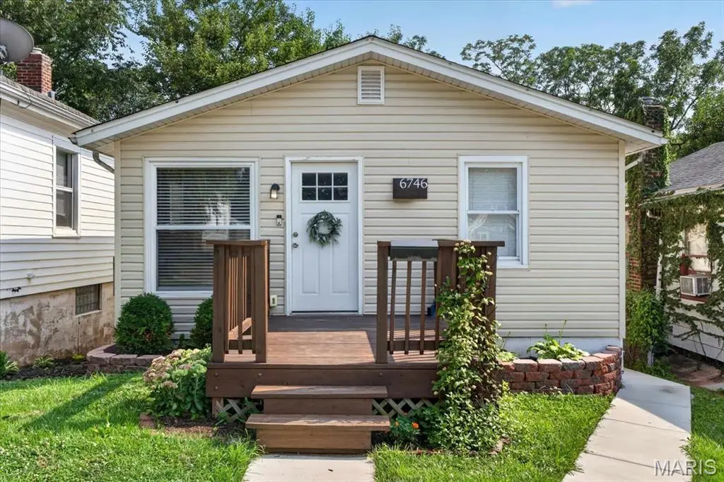 6746 Odell Street, Saint Louis, MO 63139 - #1