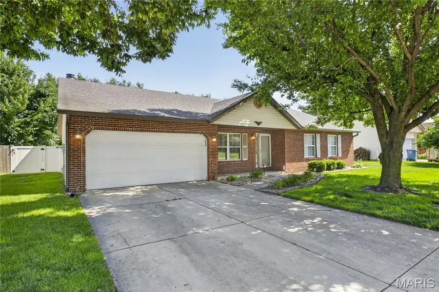 801 Green Haven Drive, Swansea, IL 62226 - #2
