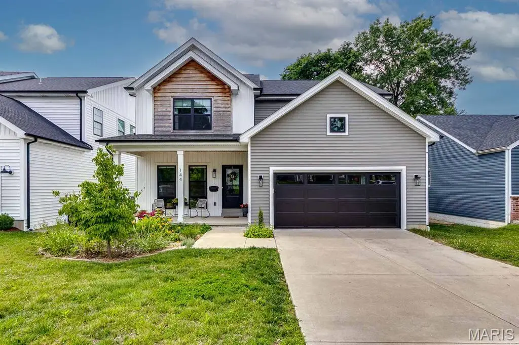 144 E Rose Hill Avenue, Kirkwood, MO 63122 - #1