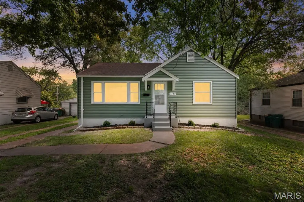7743 Monroe Drive, Hanley Hills, MO 63133 - #1