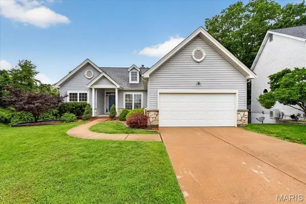 853 Wellesley Place Drive, Chesterfield, MO 63017