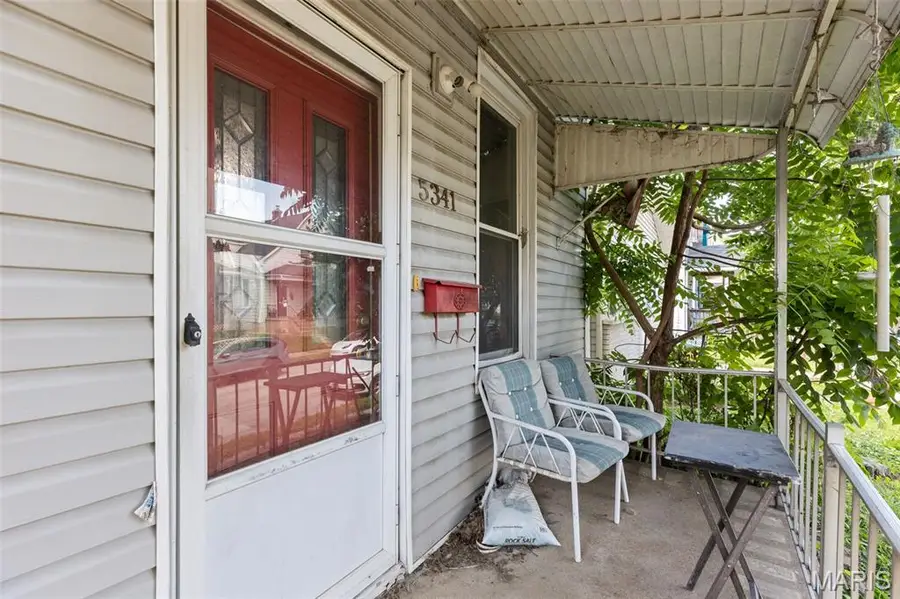 5341 Gilson Avenue, Saint Louis, MO 63116 - #3