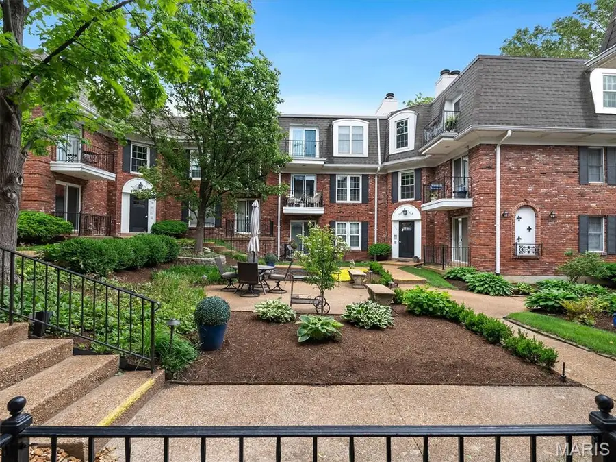 115 E Bodley Avenue #A3, Kirkwood, MO 63122 - #2