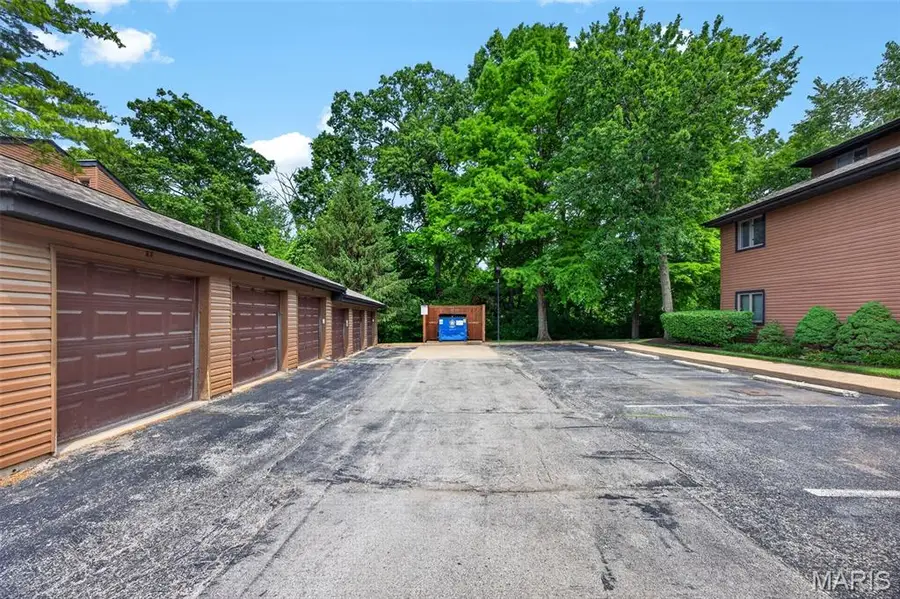 13811 Amiot Drive #A, Saint Louis, MO 63146 - #3