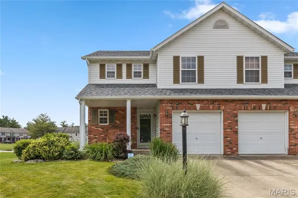 124 Northbay Court, Glen Carbon, IL 62034
