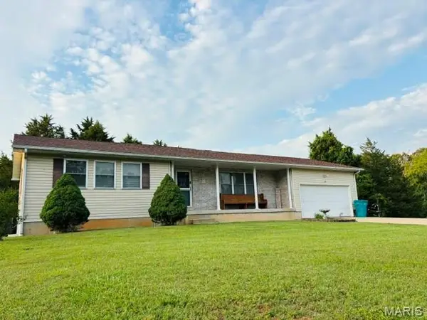 411 Ridgecrest Drive, Steelville, MO 65565