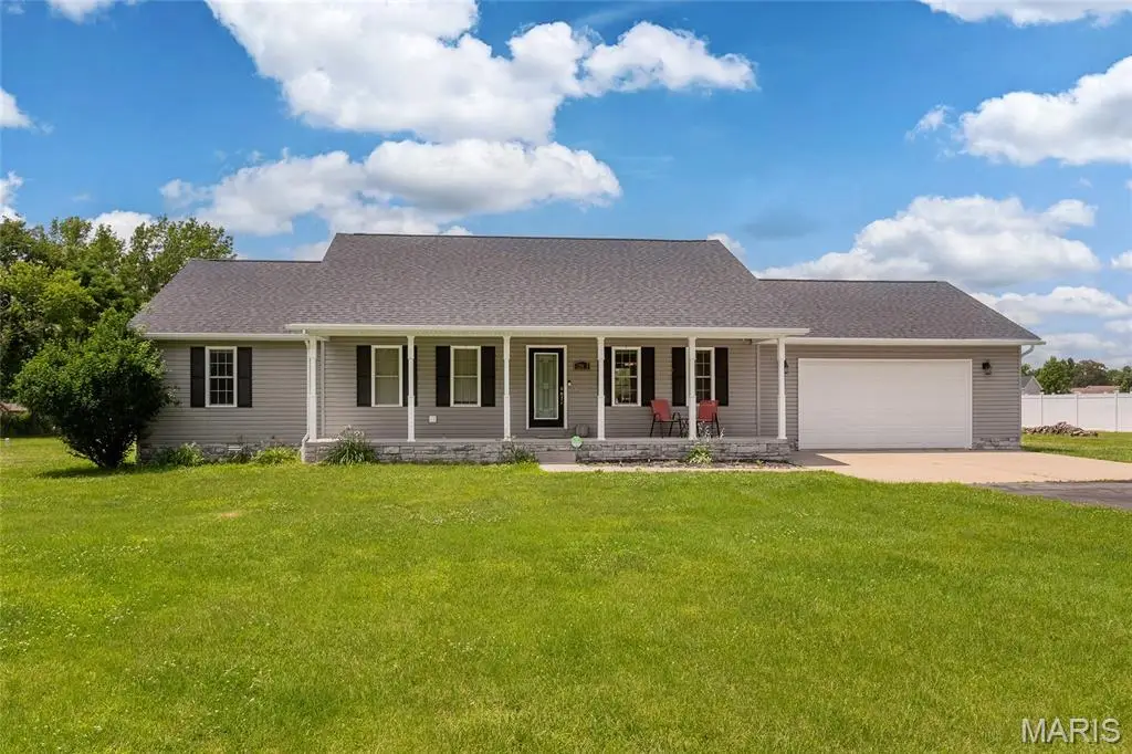 12063 Strawberry Road, Carbondale, IL 62901 - #1