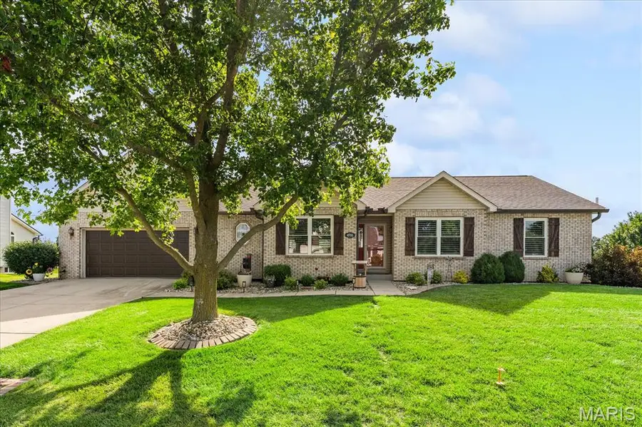 4916 Granite Drive, Smithton, IL 62285 - #2