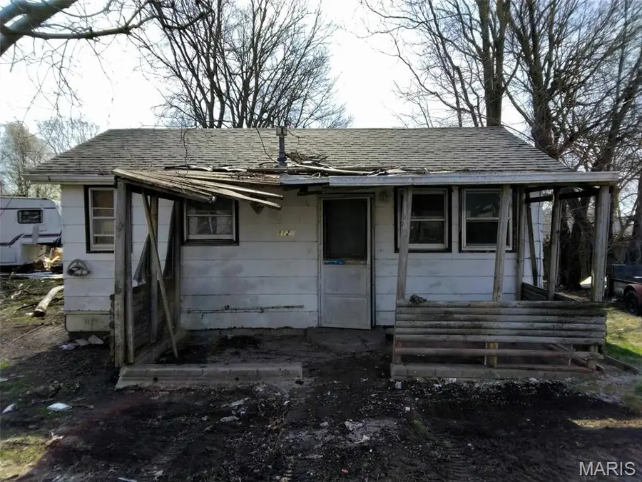 812 N Chicago Street, Lincoln, IL 62656 - #2