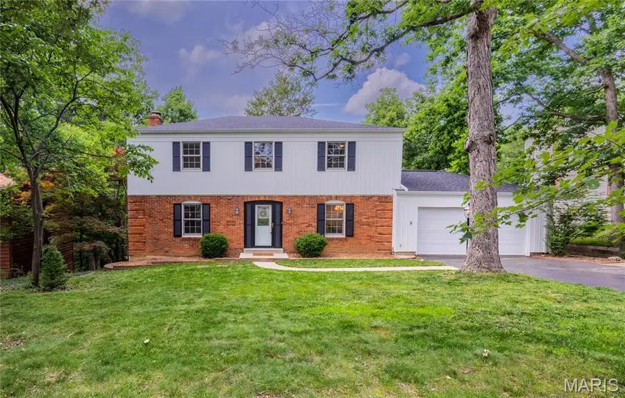 1481 Royal Springs Drive, Saint Louis, MO 63122 - #2
