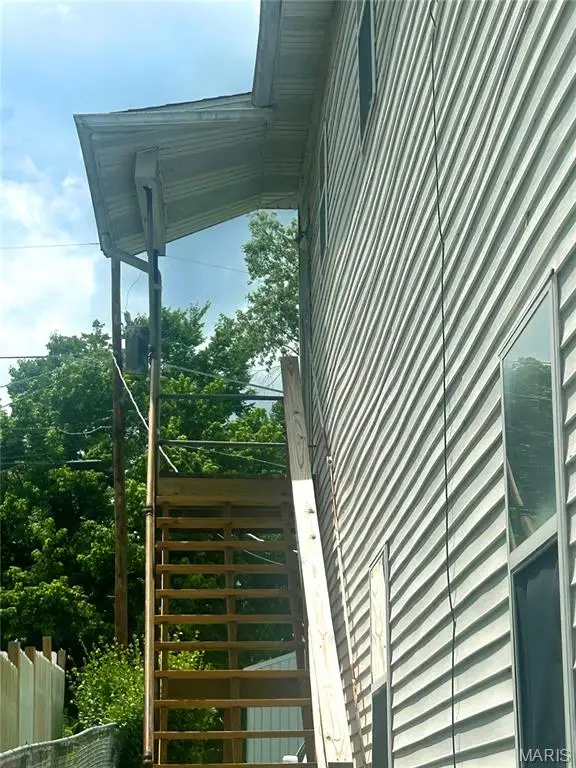 908 N 2nd Street, De Soto, MO 63020 - #2
