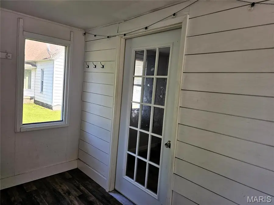 120 E Warren Street, Moweaqua, IL 62550 - #3
