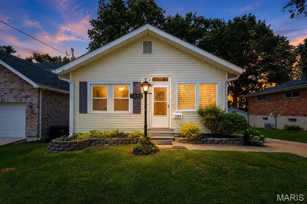 7409 Lansdowne Avenue, Shrewsbury, MO 63119 - #1