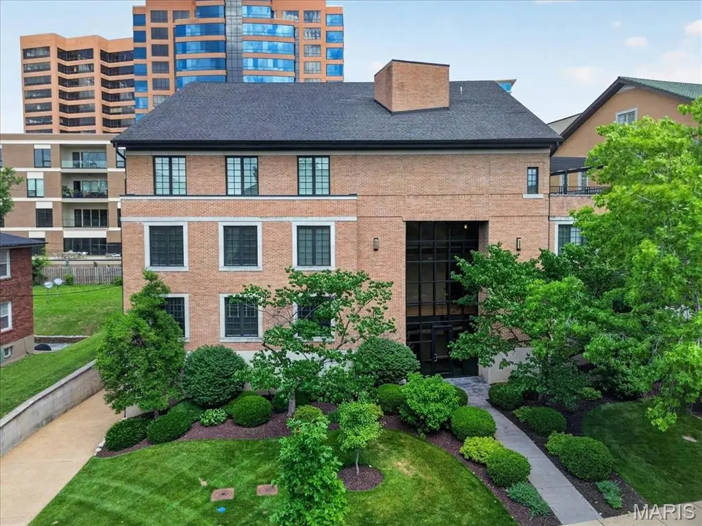 31 Brighton Way #3, Clayton, MO 63105 - #1