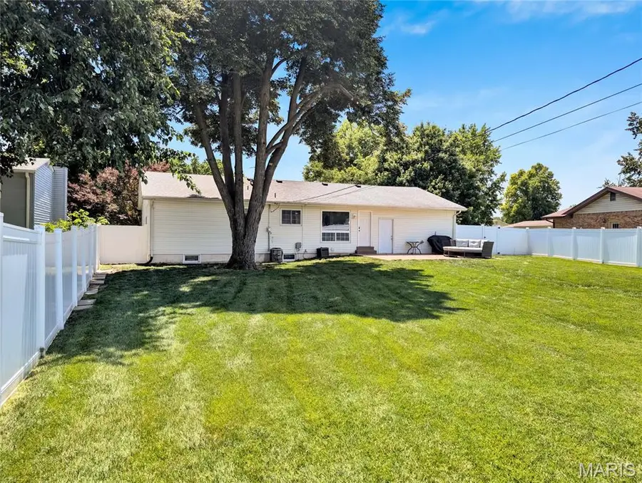 49 Saint Lawrence Drive, Saint Peters, MO 63376 - #2