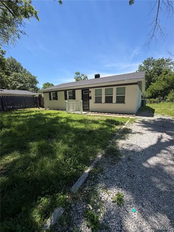 4 Lloyd Avenue, Cahokia, IL 62206 - #2