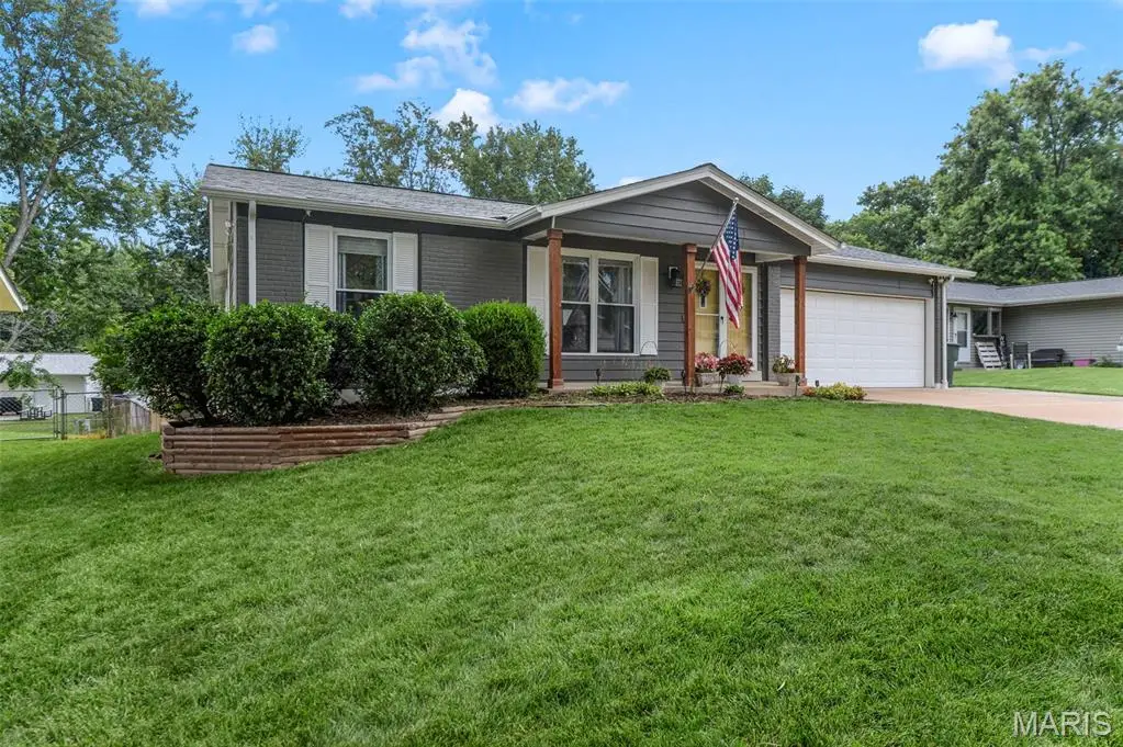 17 Debbie Drive, Saint Peters, MO 63376 - #1