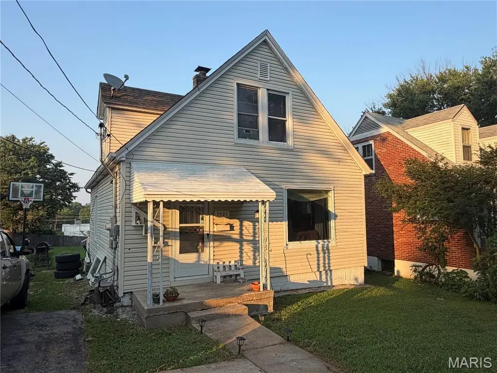 9421 Holtwood Road, Saint Louis, MO 63114 - #1
