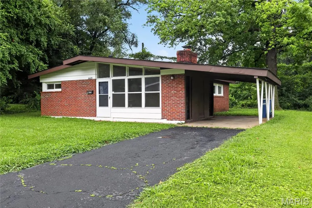 6619 Graybirch Drive, Saint Louis, MO 63134 - #1