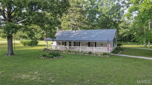 9672 Crane Drive, Bucyrus, MO 65444