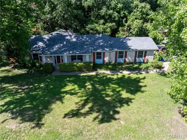 258 Ridge Trail Drive, Chesterfield, MO 63017