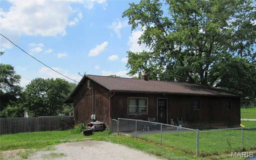 613 Truman Street, Moro, IL 62067 - #1