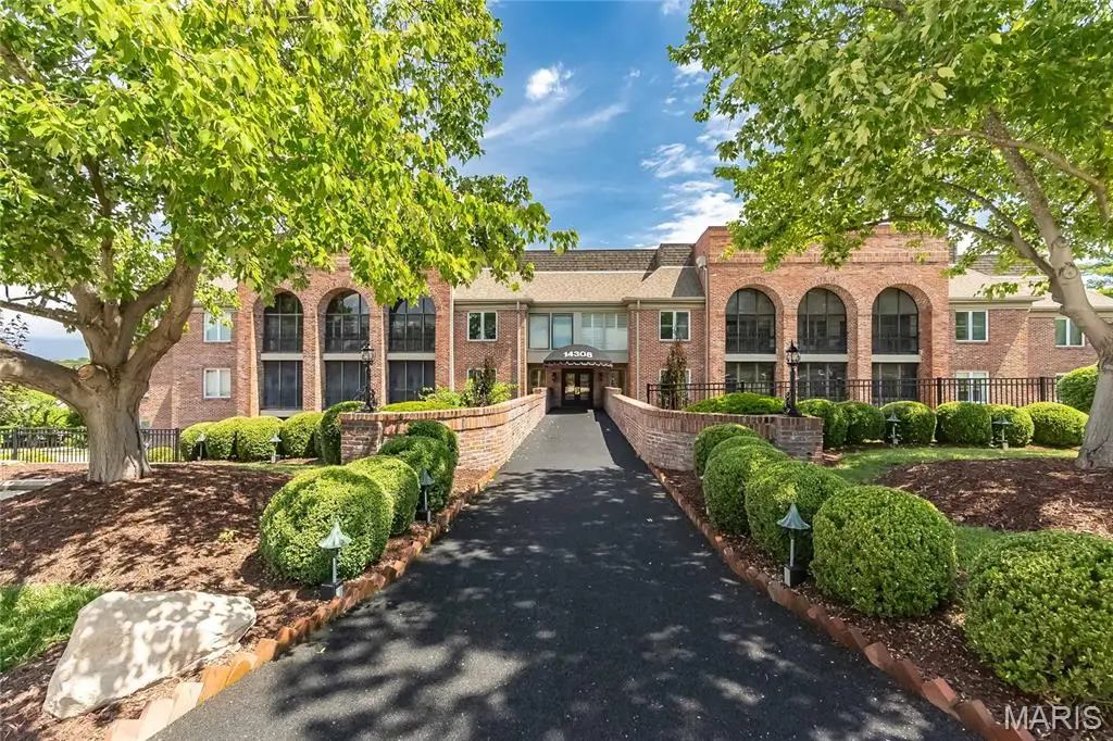 14308 Conway Meadows Court #201, Chesterfield, MO 63017 - #1