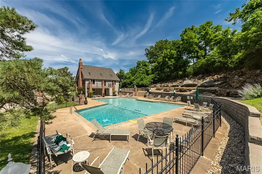 14308 Conway Meadows Court #201, Chesterfield, MO 63017 - #2