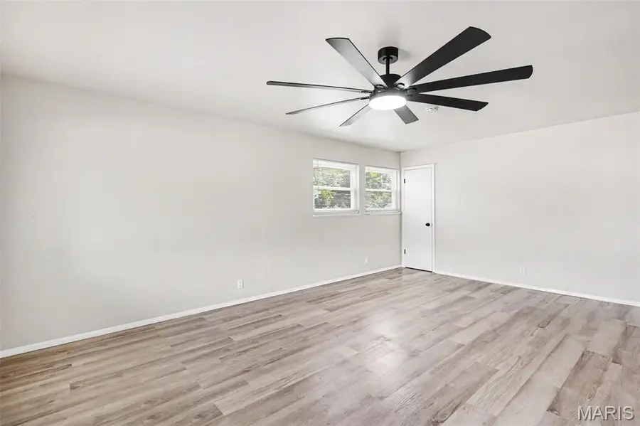 10512 Durness Drive, Saint Louis, MO 63137 - #3