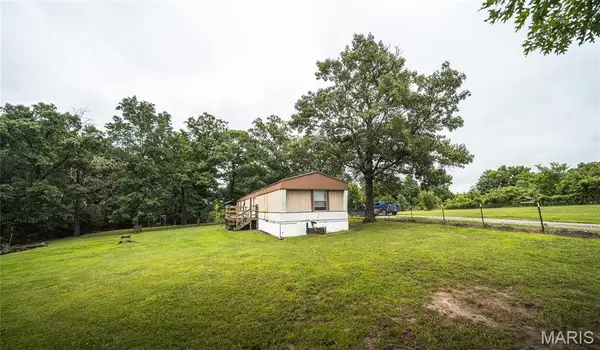 24184 Upton Drive, Richland, MO 65556