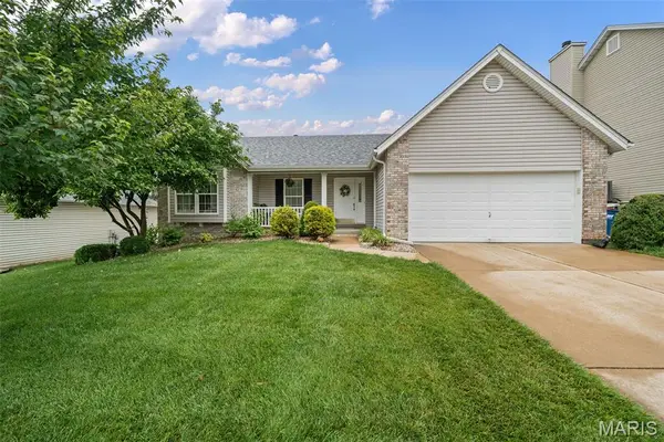 26 Docs Court, St Charles, MO 63303