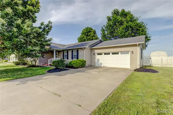 310 N Gilmore St, Charleston, MO 63834