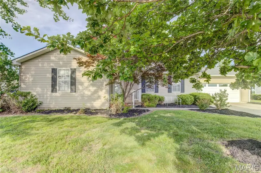 310 N Gilmore St, Charleston, MO 63834 - #3
