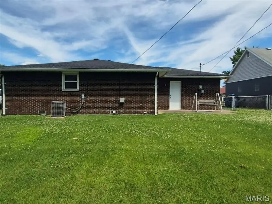 3209 Newell Drive, Granite City, IL 62040 - #3