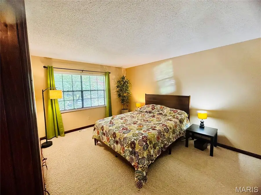 1708 Winter Hill, Ofallon, MO 63366 - #2
