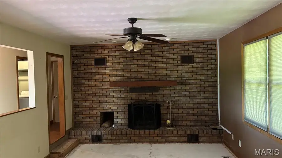 4002 Nation Road, Salem, IL 62881 - #3