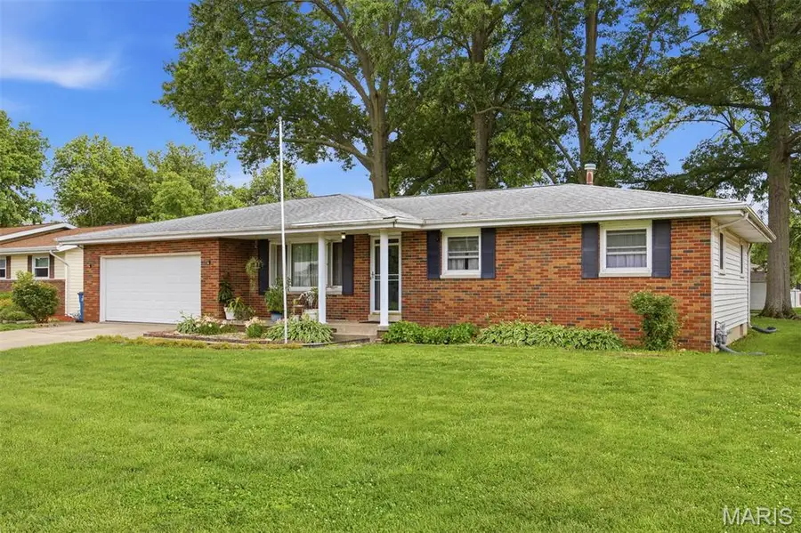 1618 24th Street, Highland, IL 62249 - #3