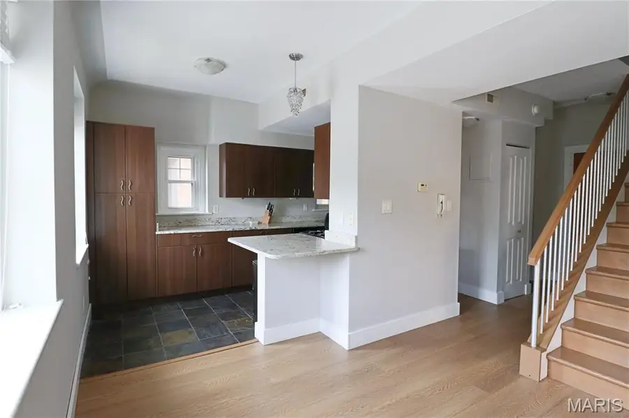 601 Westgate Avenue #601E, Saint Louis, MO 63130 - #3